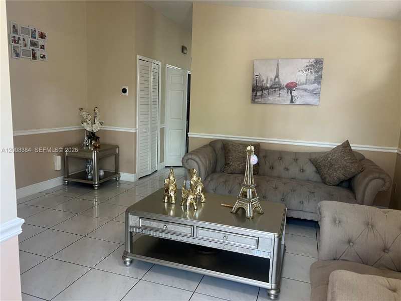 12377 NW 97th Pl # 12377, Hialeah Gardens FL 33018