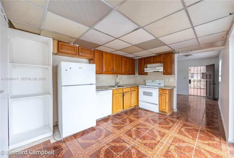 321 SW 1st Ct # 5, Pompano Beach FL 33060