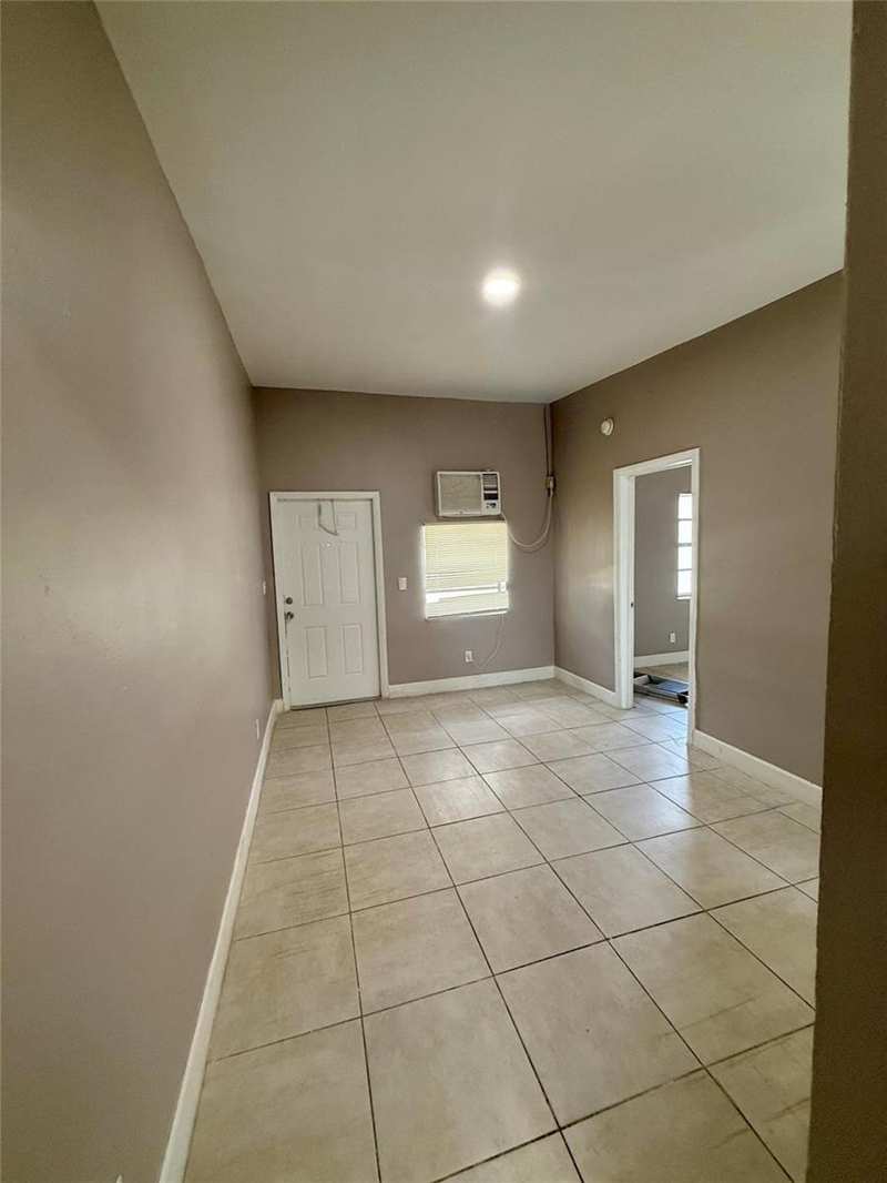 424 NW 15th Terrace, Fort Lauderdale FL 33311