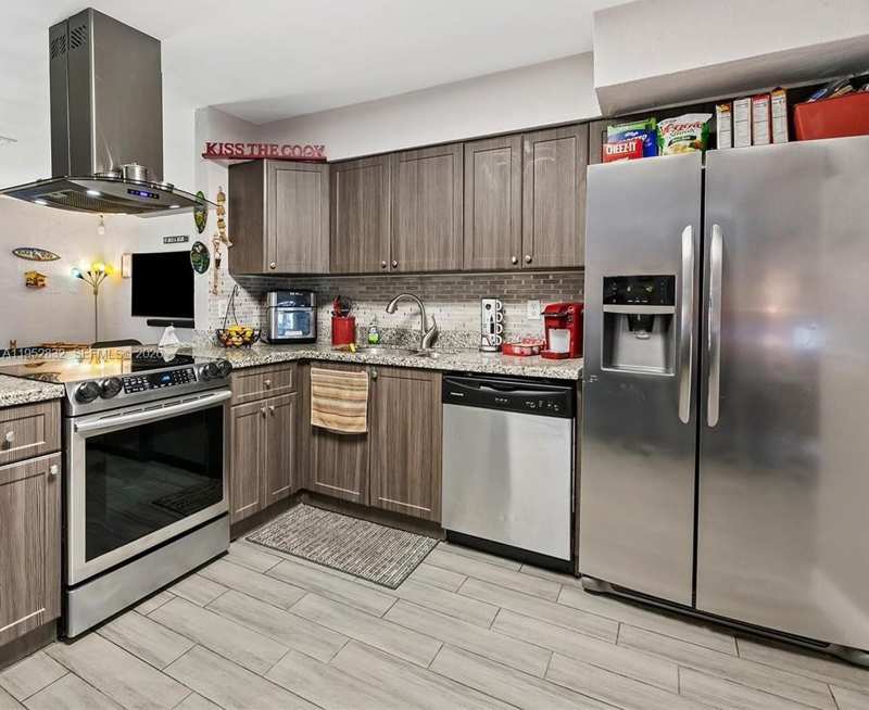 4741 SW 25th Terrace, Dania Beach FL 33312