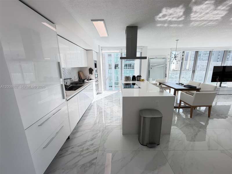 330 Sunny Isles Blvd # 1008, Sunny Isles Beach FL 33160