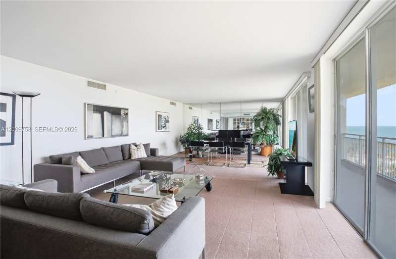 605 Ocean Dr # 7L, Key Biscayne FL 33149