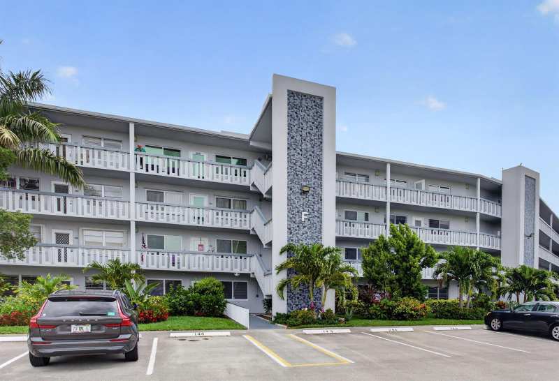 446 Richmond F, Deerfield Beach FL 33442