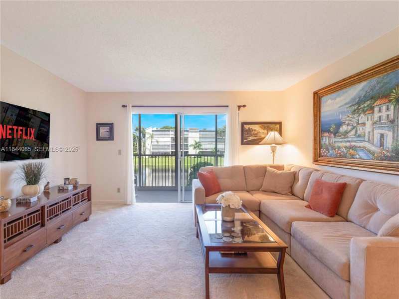 14360 Strathmore Lane # 203, Delray Beach FL 33446
