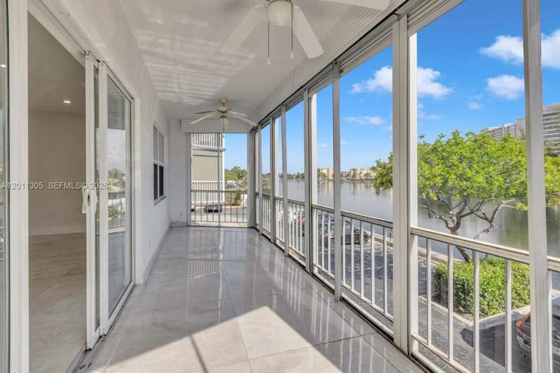 300 Diplomat Pkwy # 204, Hallandale Beach FL 33009