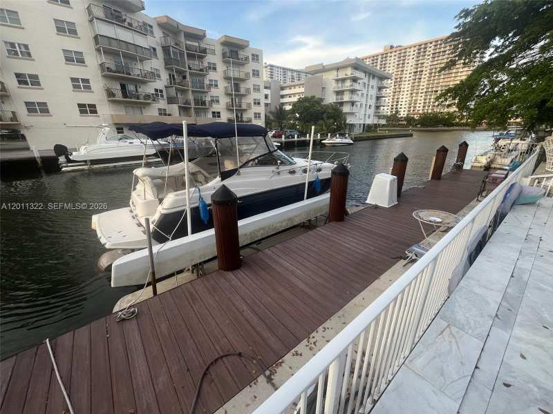 3915 NE 168th St # 3915, North Miami Beach FL 33160