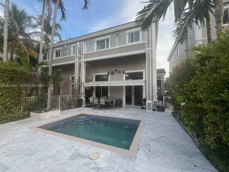 3915 NE 168th St # 3915, North Miami Beach FL 33160