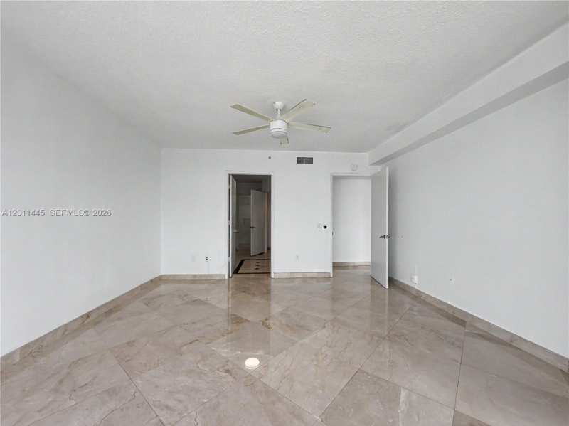 17555 Collins Ave # 1502, Sunny Isles Beach FL 33160
