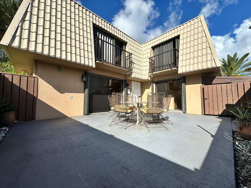 5718 57th Way, West Palm Beach FL 33409