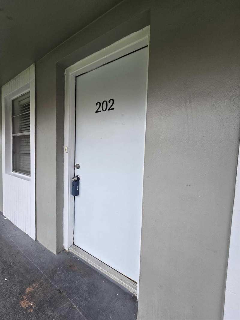 1201 SW 52nd Avenue # 2, North Lauderdale FL 33068