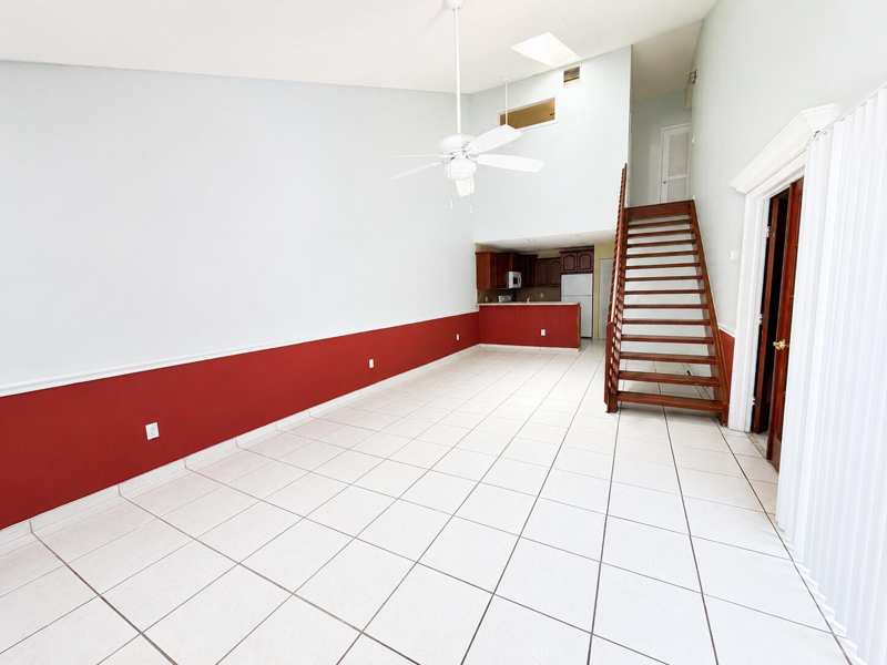2035 Winners Circle, North Lauderdale FL 33068