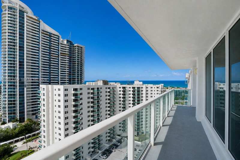 2751 S Ocean Dr # 1805S, Hollywood FL 33019