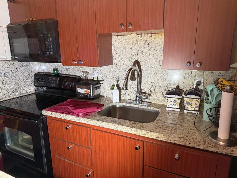 2305 NE 135th Ter, North Miami Beach FL 33181