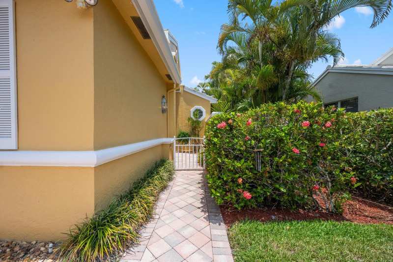 4362 Kensington Park Way, Lake Worth FL 33449