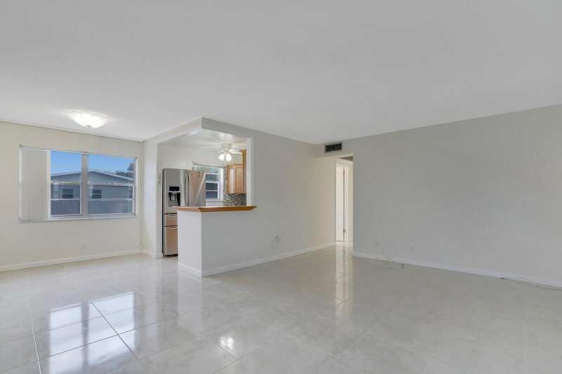 136 Somerset G, West Palm Beach FL 33417
