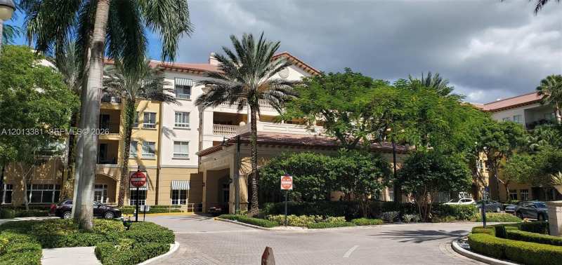 16102 Emerald Estates Dr # 428, Weston FL 33331