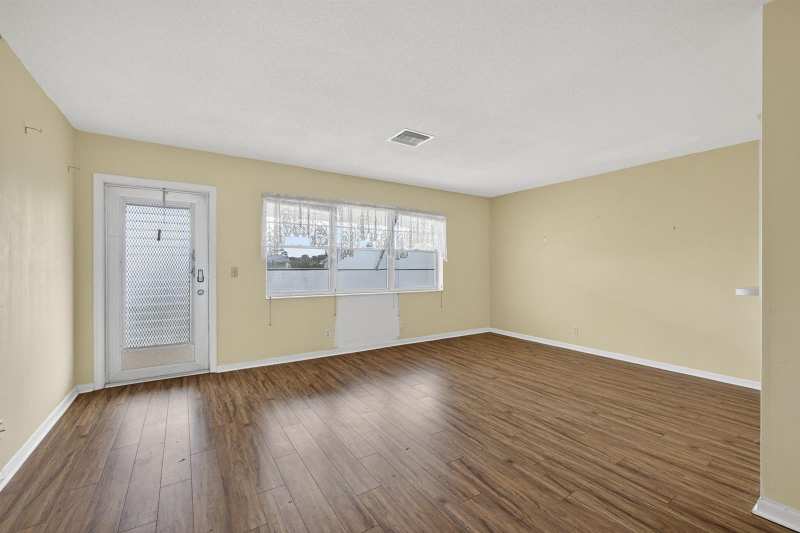 159 Easthampton G, West Palm Beach FL 33417