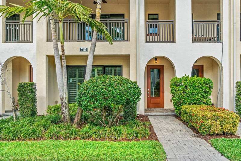 7115 Edison Place, Palm Beach Gardens FL 33418