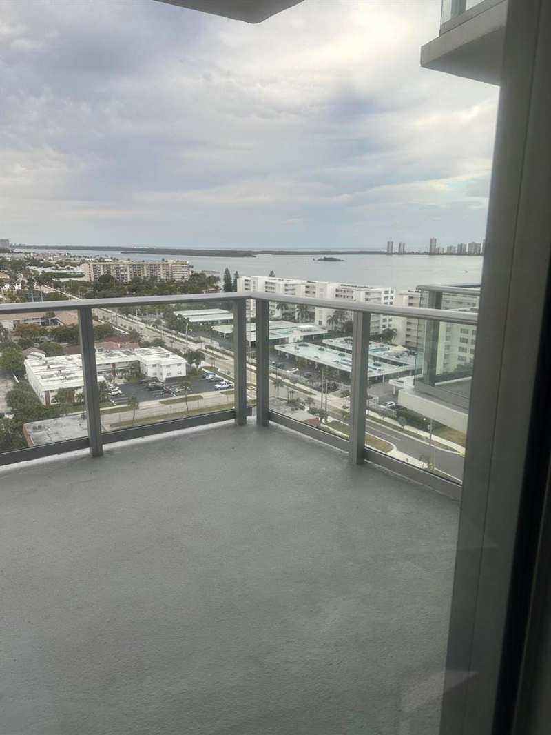 220 Lake Shore Drive # 1913, Lake Park FL 33403