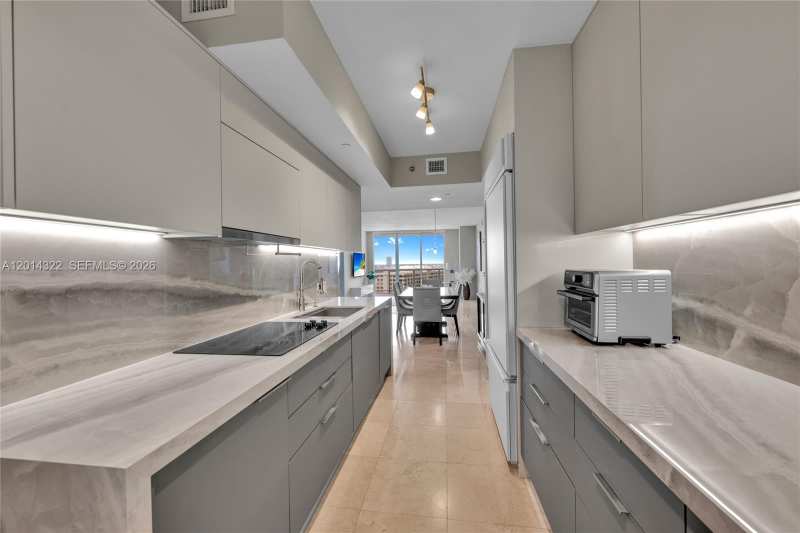 1800 S Ocean Dr # 2007, Hallandale Beach FL 33009