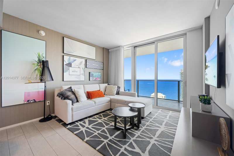 4010 S Ocean Dr # T3905, Hollywood FL 33019