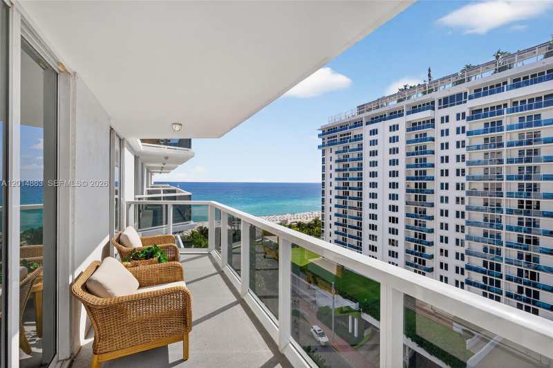 2401 Collins Ave # 1406, Miami Beach FL 33140