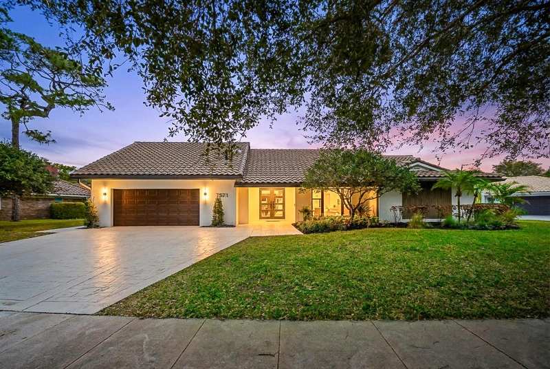 7571 Estrella Circle, Boca Raton FL 33433