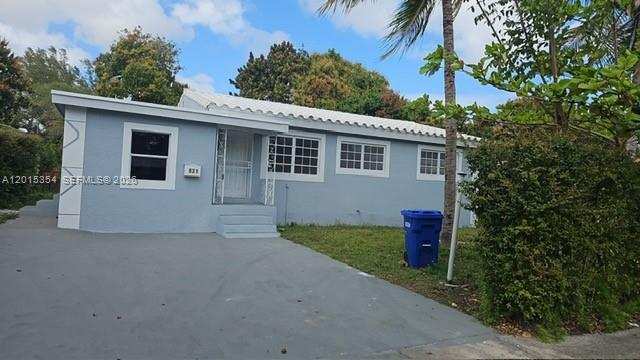 831 NE 157th Ter, North Miami Beach FL 33162
