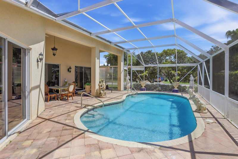 7821 Dorchester Road, Boynton Beach FL 33472