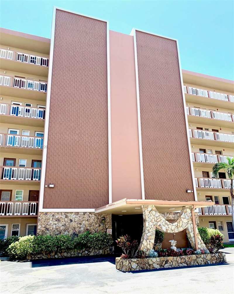 501 NE 14th Ave # 601, Hallandale Beach FL 33009