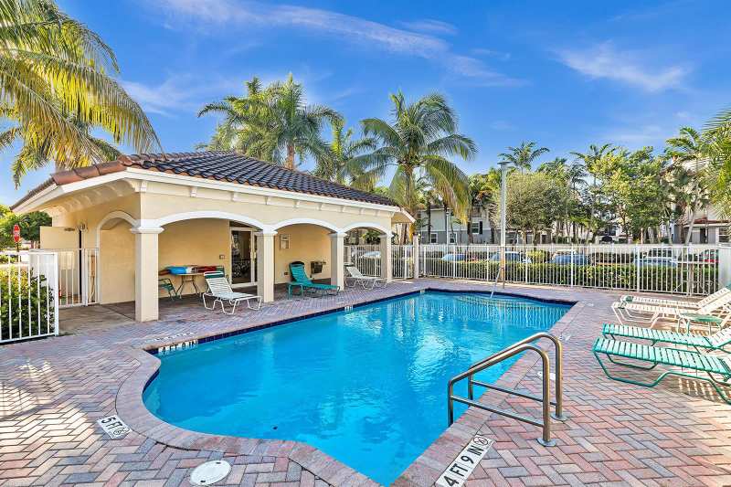 323 Bayfront Drive, Boynton Beach FL 33435