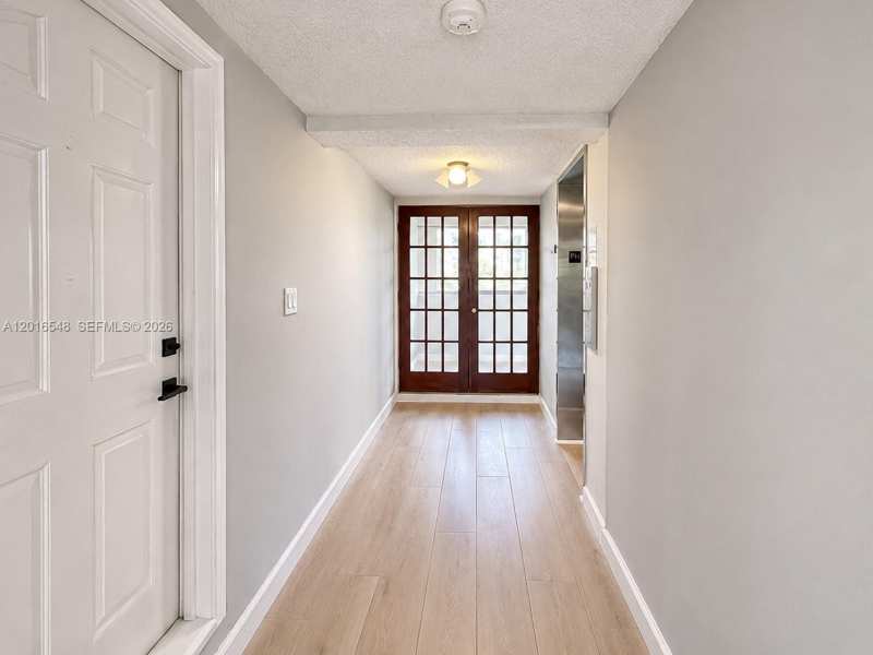 110 Salamanca Ave PH, Coral Gables FL 33134