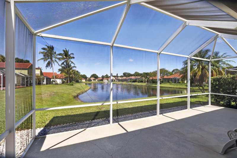 2097 Bonisle Circle, Riviera Beach FL 33418