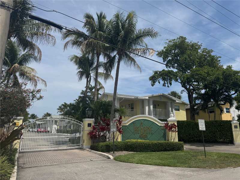 2660 NE 8th Ave # 215, Wilton Manors FL 33334