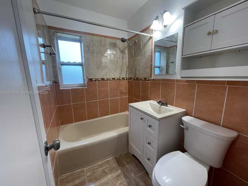 1011 Avenue F # 0, Riviera Beach FL 33404