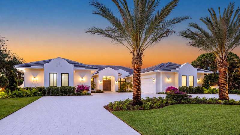 2775 Ave Au Soleil, Gulf Stream FL 33483
