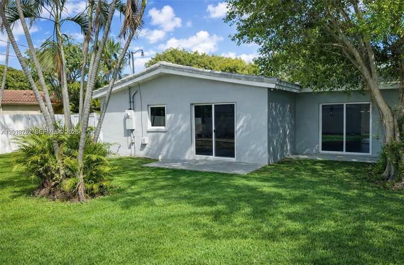 1881 NW 5th Ter # 1881, Pompano Beach FL 33060