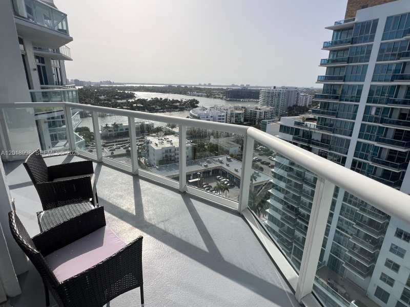 6515 Collins Ave # 1801, Miami Beach FL 33141