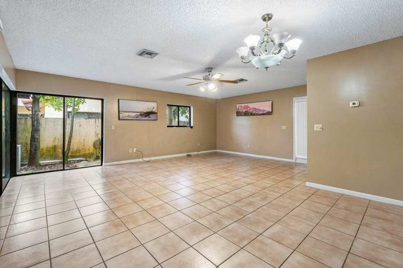 2780 Norfolk Pine Court, Lake Worth FL 33462