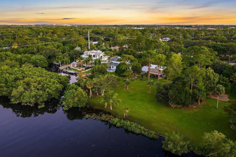 6035 N 180th St Street N, Jupiter FL 33458