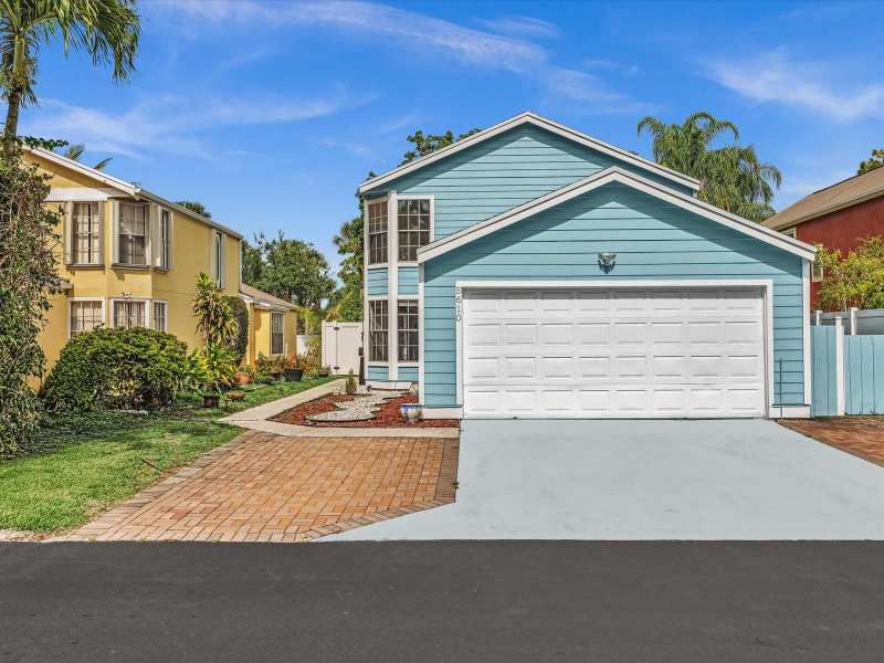 5610 Dewberry Way, West Palm Beach FL 33415
