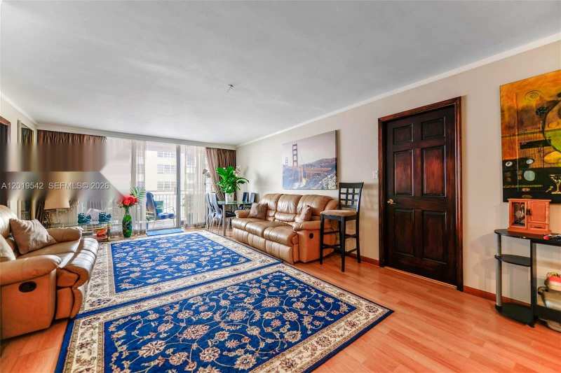 18051 Biscayne Blvd # 1102, Aventura FL 33160