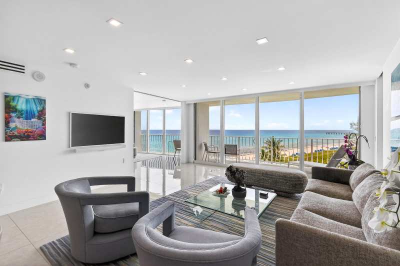 2774 S Ocean Boulevard # 704, Palm Beach FL 33480
