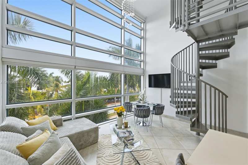 421 Meridian Ave # 16, Miami Beach FL 33139