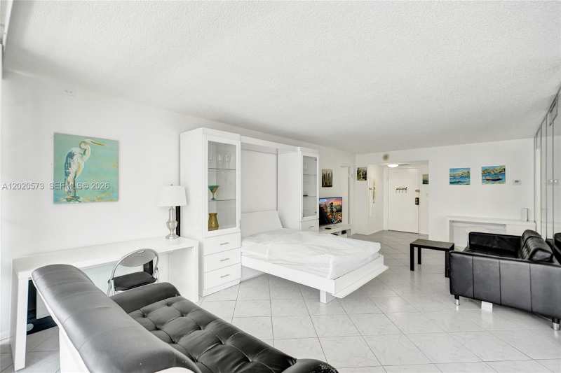 231 174th St # 1611, Sunny Isles Beach FL 33160