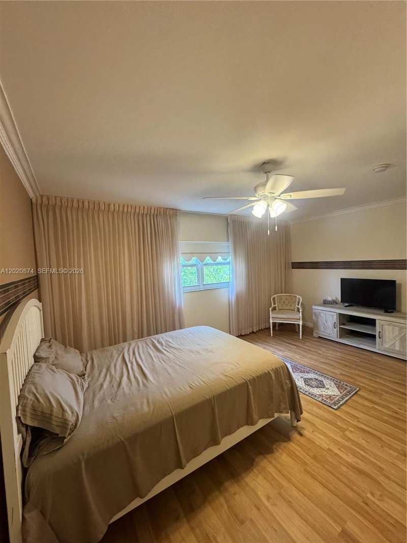 6731 Cypress Rd # 410, Plantation FL 33317