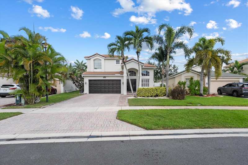 4033 Bluff Harbor Way, Wellington FL 33449