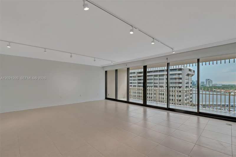 3 Grove Isle Dr # C1606, Coconut Grove FL 33133