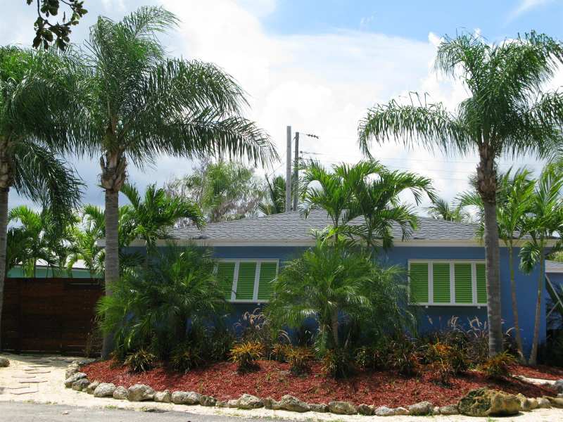 13767 Oleander Avenue E, Juno Beach FL 33408