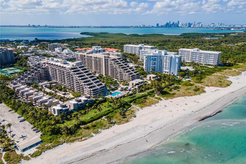 141 Crandon Blvd # 331, Key Biscayne FL 33149